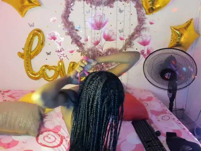 Live sex webcam photo for Laia-smith #274316739