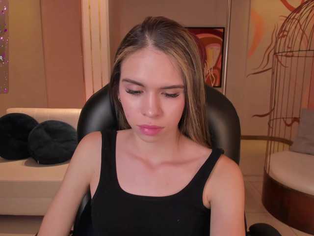 Live sex webcam photo for LaiaAnderson #290187811