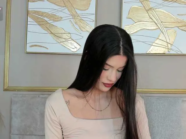 Live sex webcam photo for Lailatyler #290695740