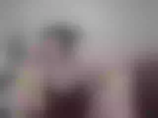 Live sex webcam photo for LaliaMia #292283412