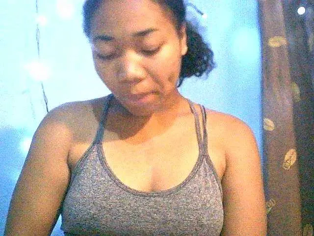 Live sex webcam photo for Lally23 #276511043