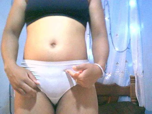 Live sex webcam photo for Lally23 #276544979