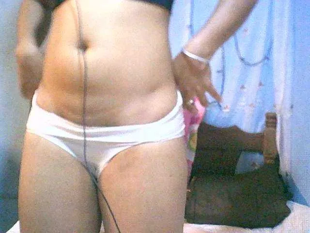 Live sex webcam photo for Lally23 #276546829