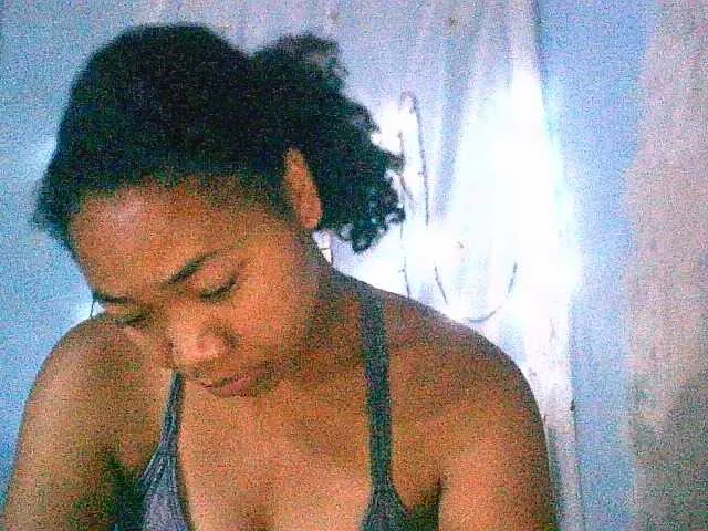 Live sex webcam photo for Lally23 #276580597