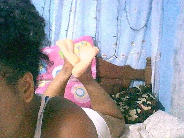 Live sex webcam photo for Lally23 #276684583