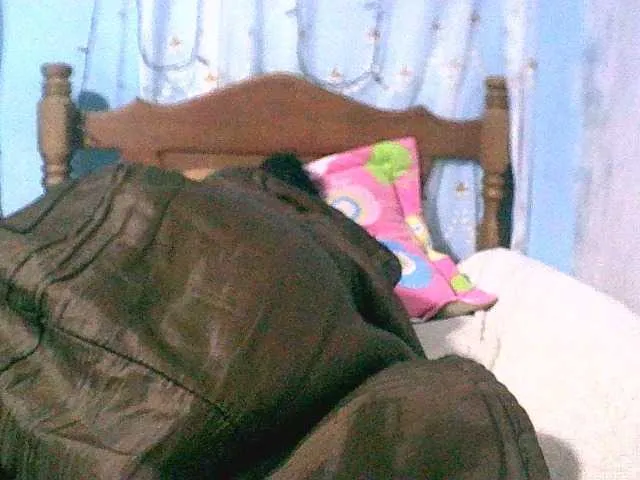 Live sex webcam photo for Lally23 #276702054