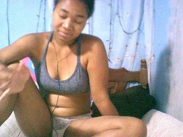 Live sex webcam photo for Lally23 #276703749