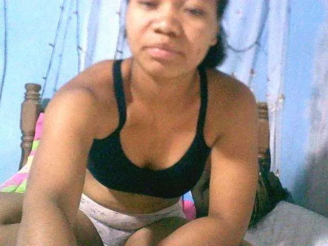 Live sex webcam photo for Lally23 #276726215