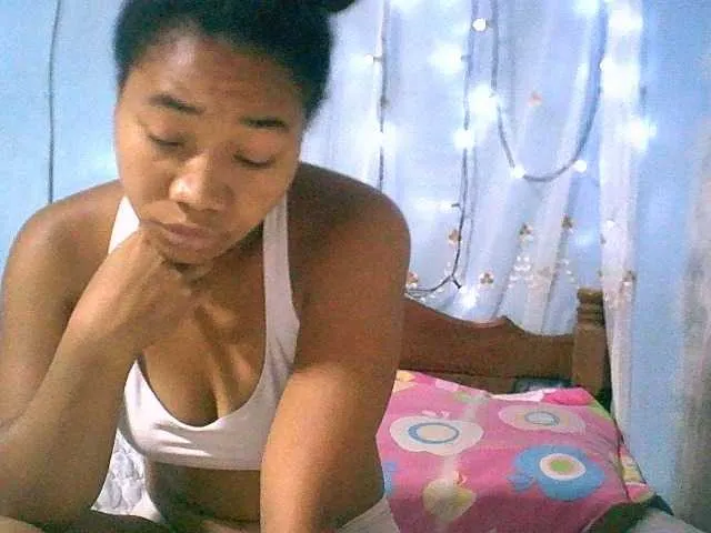 Live sex webcam photo for Lally23 #276744279