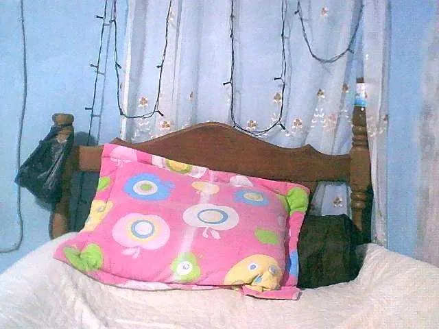 Live sex webcam photo for Lally23 #276770533