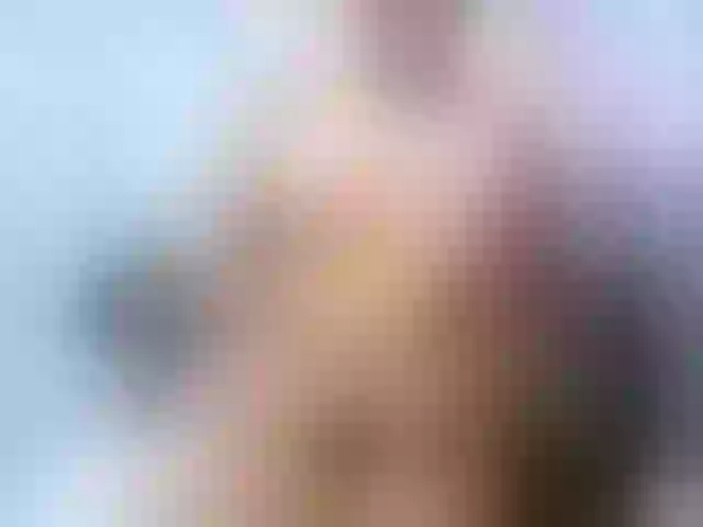 Live sex webcam photo for Lally23 #276800031