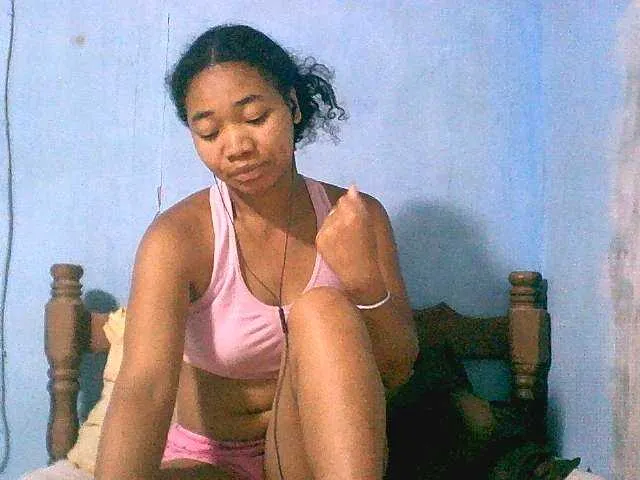 Live sex webcam photo for Lally23 #276852252