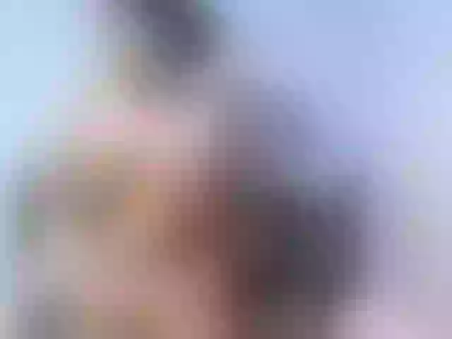 Live sex webcam photo for Lally23 #276861497