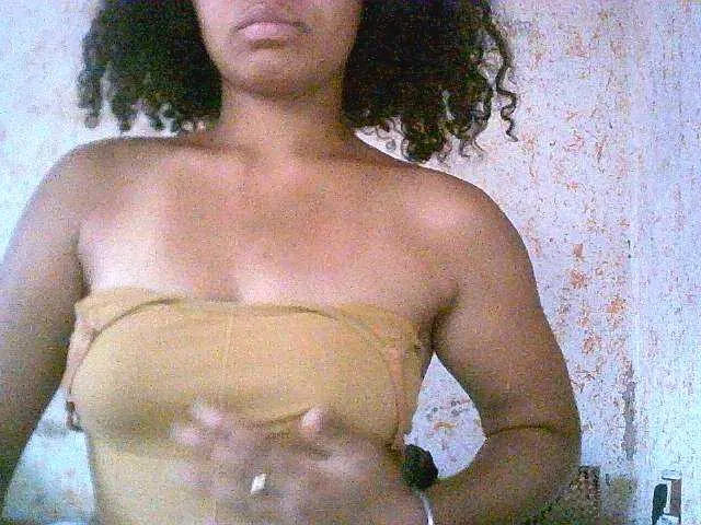 Live sex webcam photo for Lally23 #276975417