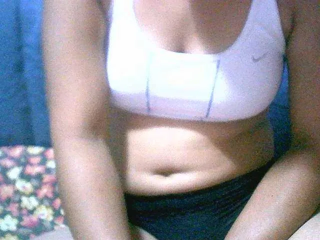 Live sex webcam photo for Lally23 #277180850