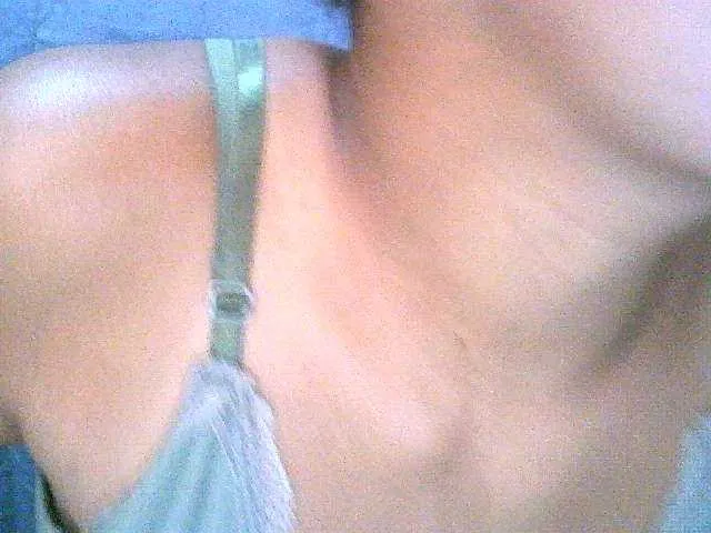 Live sex webcam photo for Lally23 #277234681