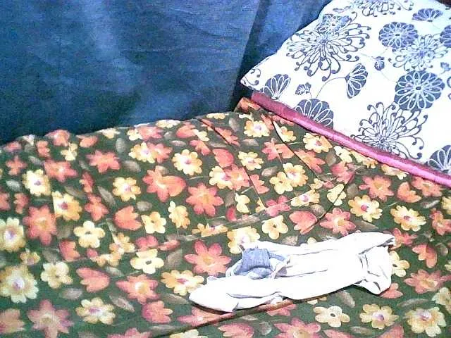 Live sex webcam photo for Lally23 #277269181