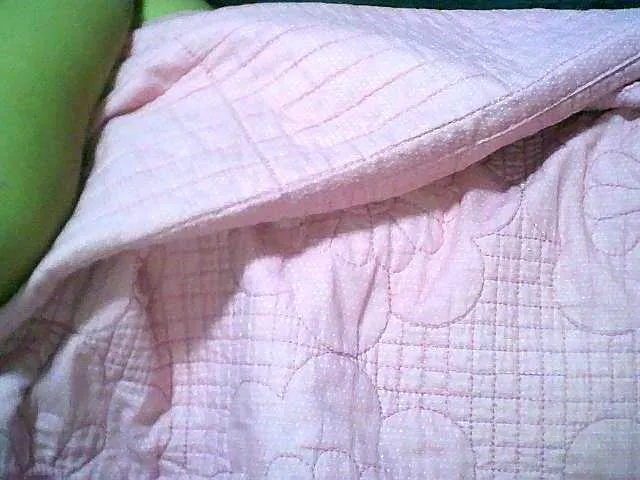 Live sex webcam photo for Lally23 #277306895
