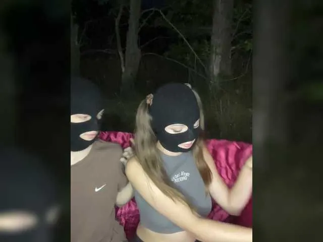 Live sex webcam photo for LallyRose #291436577