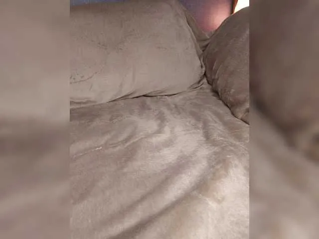 Live sex webcam photo for LamiaRay #276116941