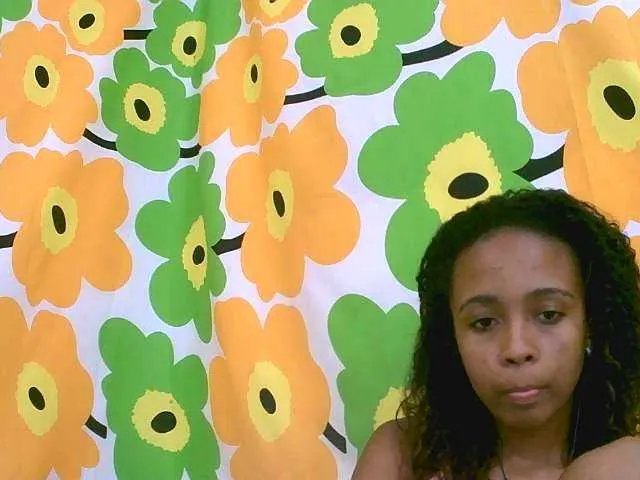 Live sex webcam photo for Laminnah #276538568