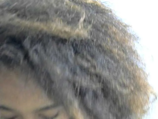 Live sex webcam photo for Laminnah #277071603