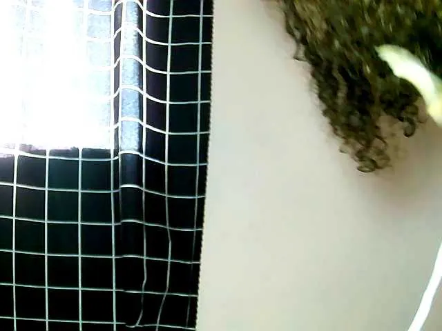 Live sex webcam photo for Laminnah #277962896