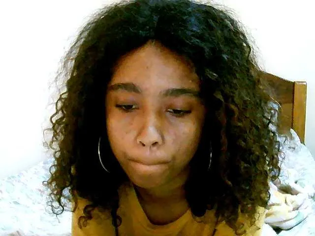 Live sex webcam photo for Laminnah #278048898