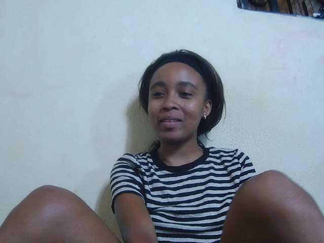 Live sex webcam photo for Laminnah #292136764