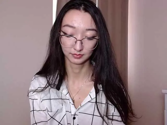 Live sex webcam photo for LanHoau #272106951