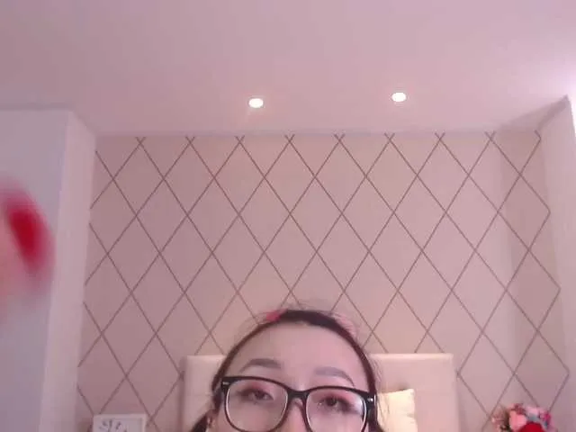 Live sex webcam photo for LanHoau #273158580