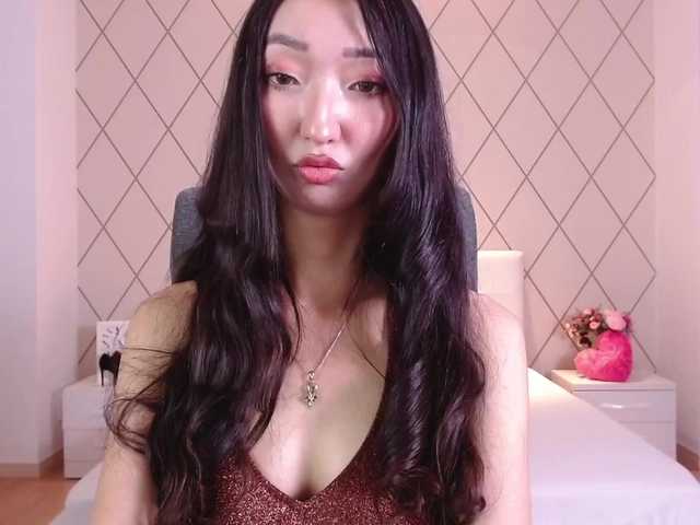 Live sex webcam photo for LanHoau #273442455