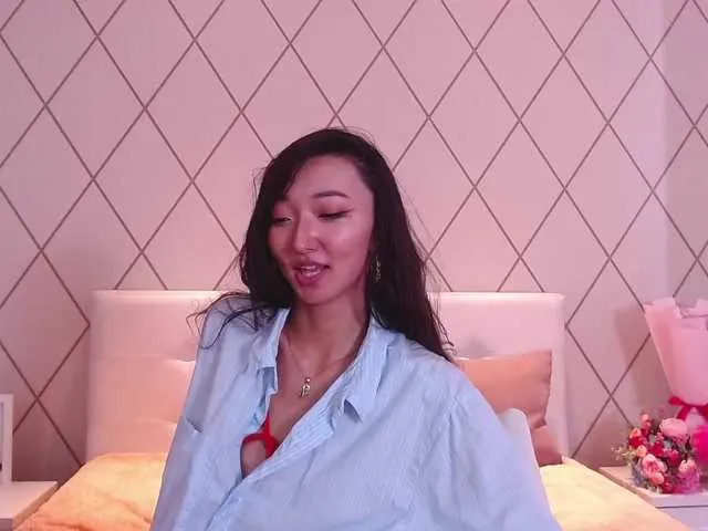 Live sex webcam photo for LanHoau #274173189