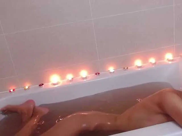 Live sex webcam photo for LanHoau #274252538