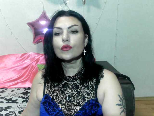 Live sex webcam photo for Lana-8 #277941281