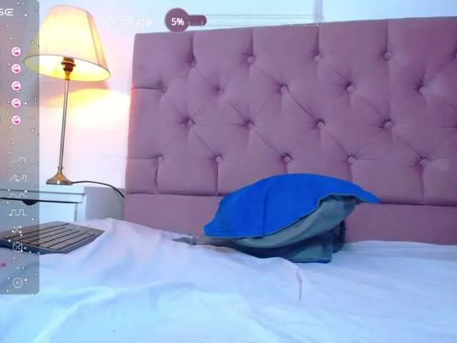 Live sex webcam photo for Lana-Box #277642812