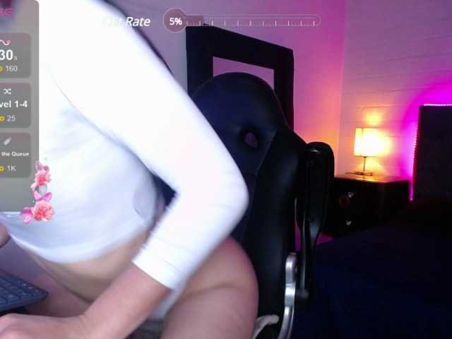 Live sex webcam photo for Lana-Box #278120207