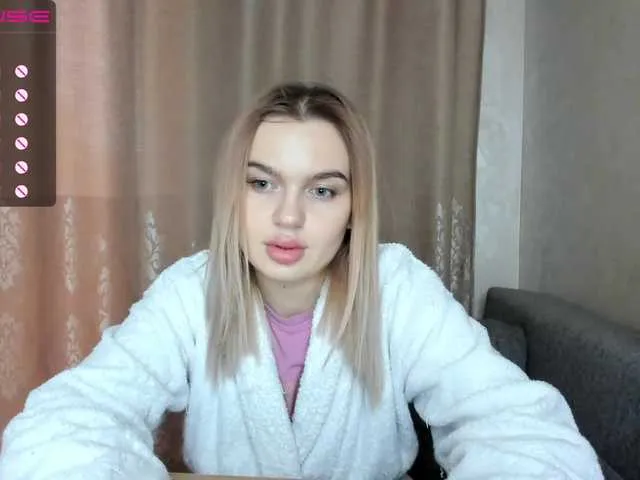 Live sex webcam photo for Lana-Rhoades #272213540