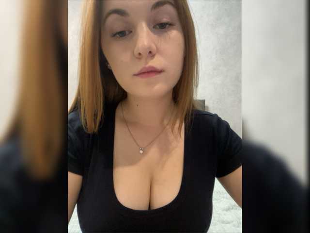 Live sex webcam photo for Lana-Rhoades #275969037