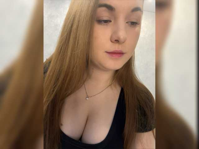 Live sex webcam photo for Lana-Rhoades #277335487