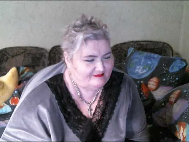 Live sex webcam photo for Lana0005 #290555865