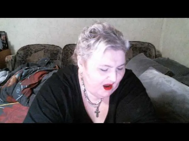 Live sex webcam photo for Lana0005 #290693473