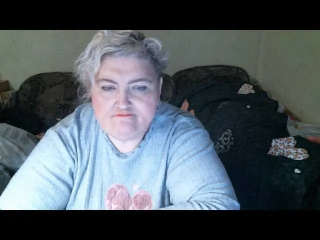 Live sex webcam photo for Lana0005 #292190764