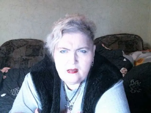 Live sex webcam photo for Lana0005 #292237218