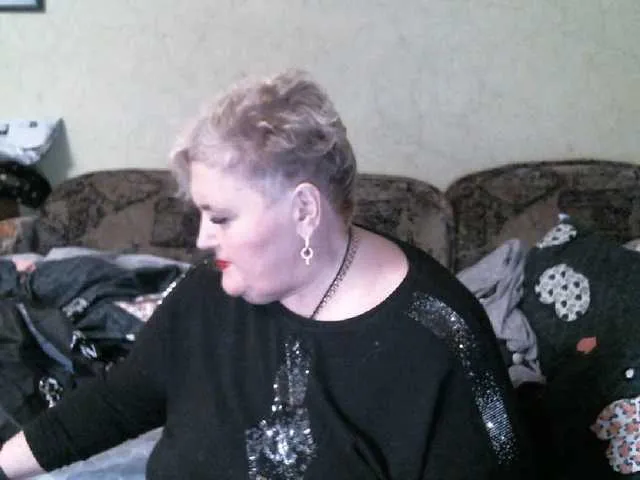 Live sex webcam photo for Lana0005 #292290580