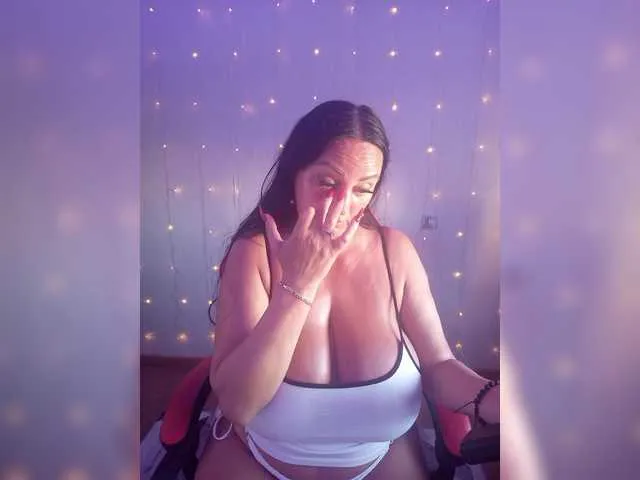 Live sex webcam photo for Lana1973 #291383341