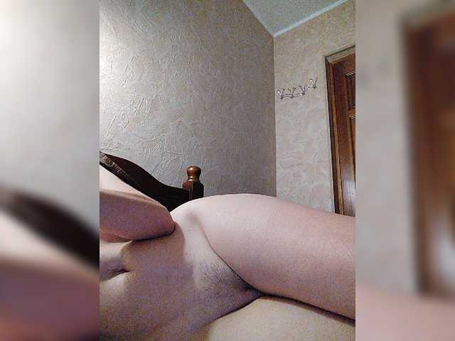 Live sex webcam photo for Lana503 #276674402