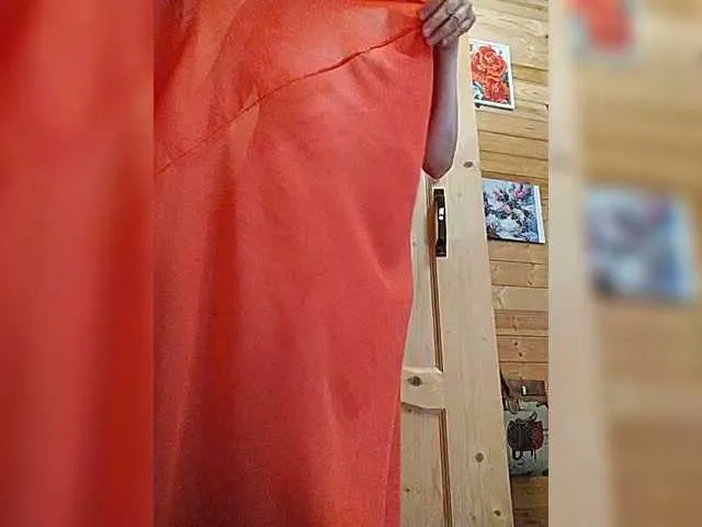 Live sex webcam photo for Lana503 #291348691