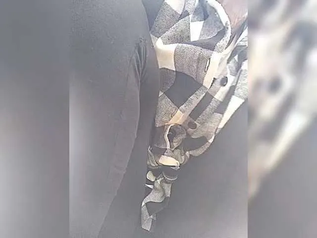 Live sex webcam photo for Lana503 #291384873