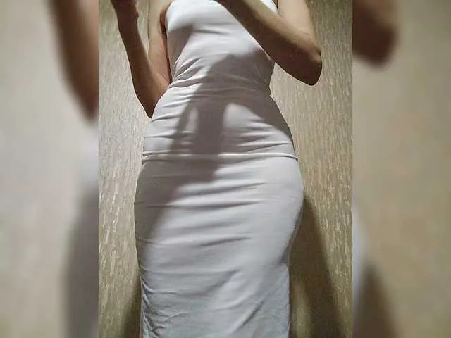 Live sex webcam photo for Lana503 #292104152